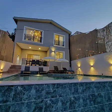 Valencia Villa
